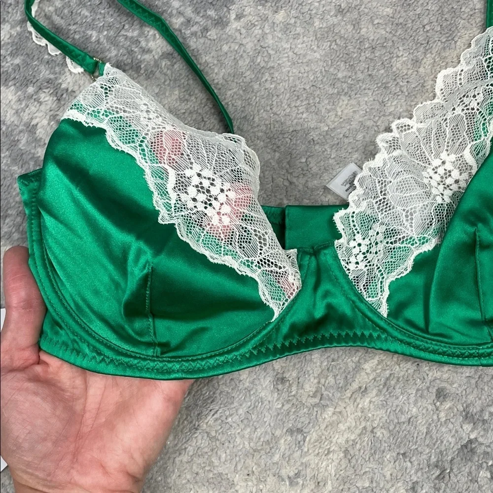 NWT Stella McCartney Green Lace Trim Underwire Bra Silk Blend Sz 36C